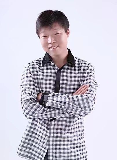 碧海升明月的第一张照片--太原相亲服务中心