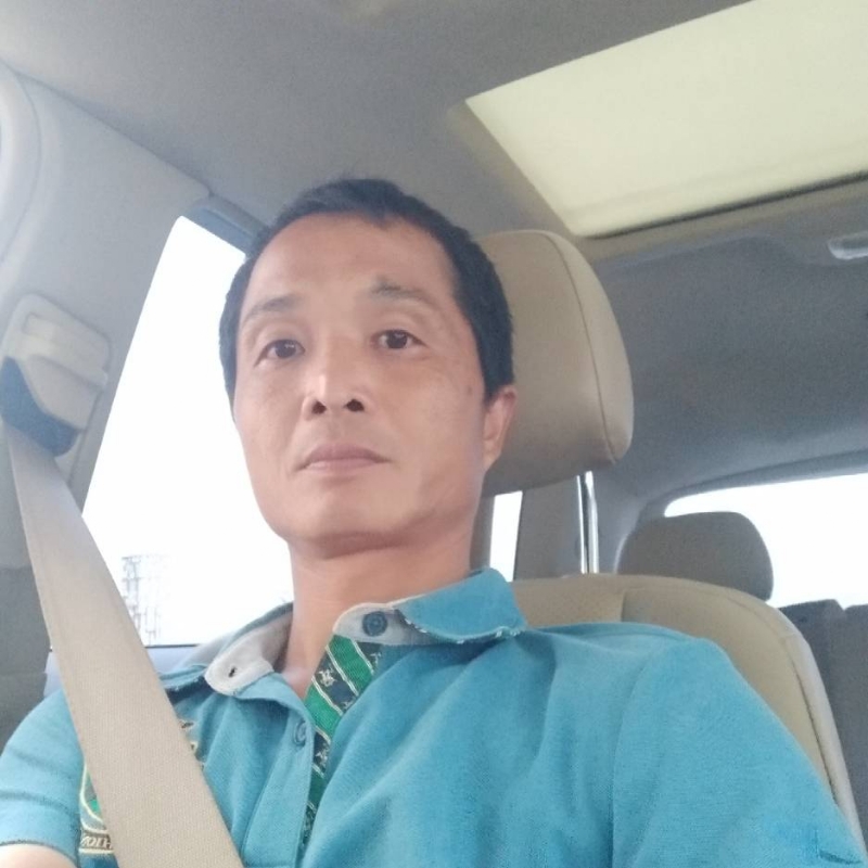 温柔男孩的第一张照片--太原相亲服务中心