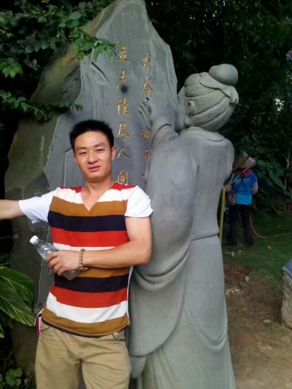 相依相伴的第一张照片--太原相亲服务中心