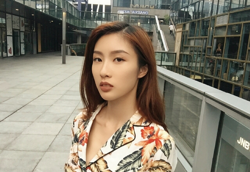 蘇悅的第四张照片--太原相亲服务中心