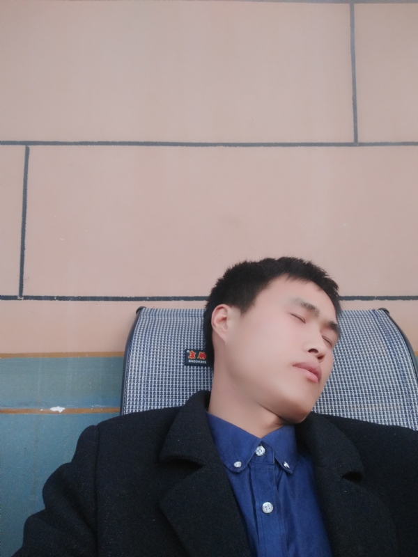 有钱爱情才能长久的第一张照片--太原相亲服务中心