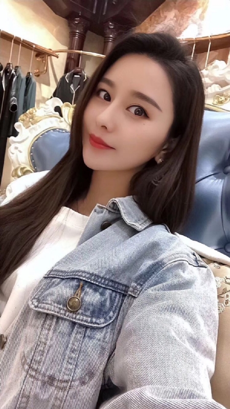 李珊珊的第一张照片--太原相亲服务中心