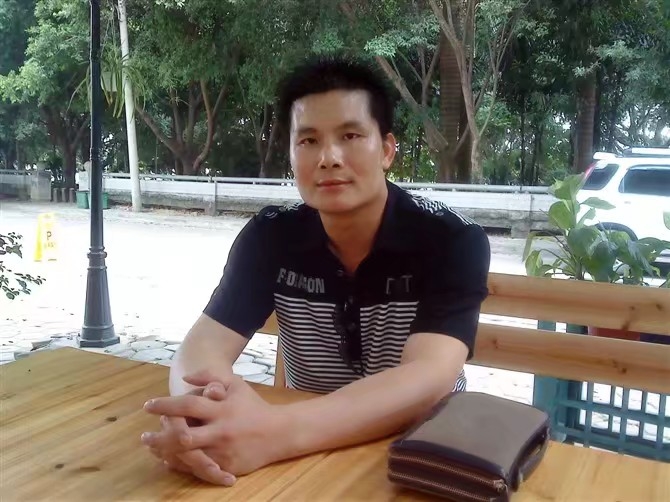 贴身爱人的第一张照片--太原相亲服务中心
