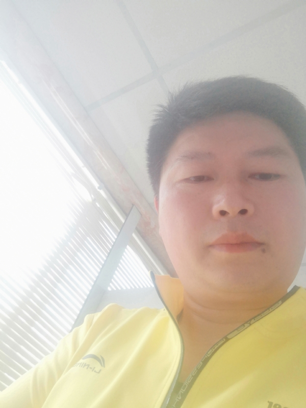 山男的第一张照片--太原相亲服务中心