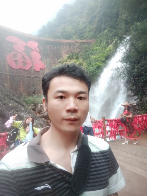 珊珊您是珊无无无妻的第一张照片--太原相亲服务中心