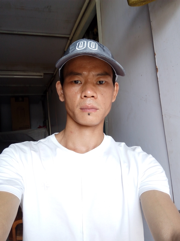 张生的第一张照片--太原相亲服务中心