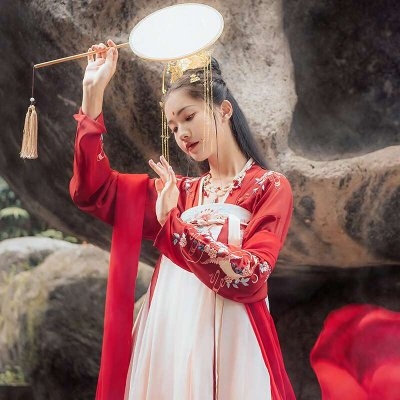 清风白兰的第一张照片--太原相亲服务中心