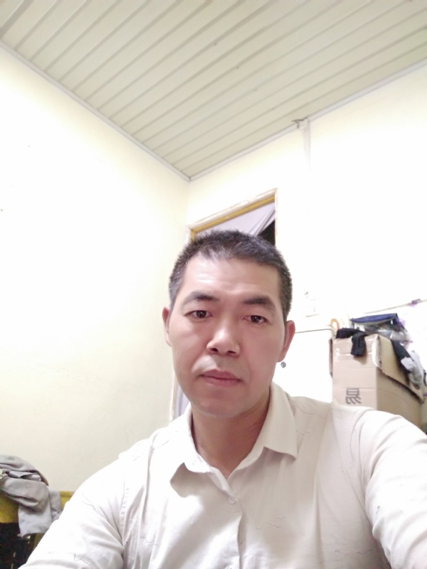 为伊消得人憔悴的第一张照片--太原相亲服务中心