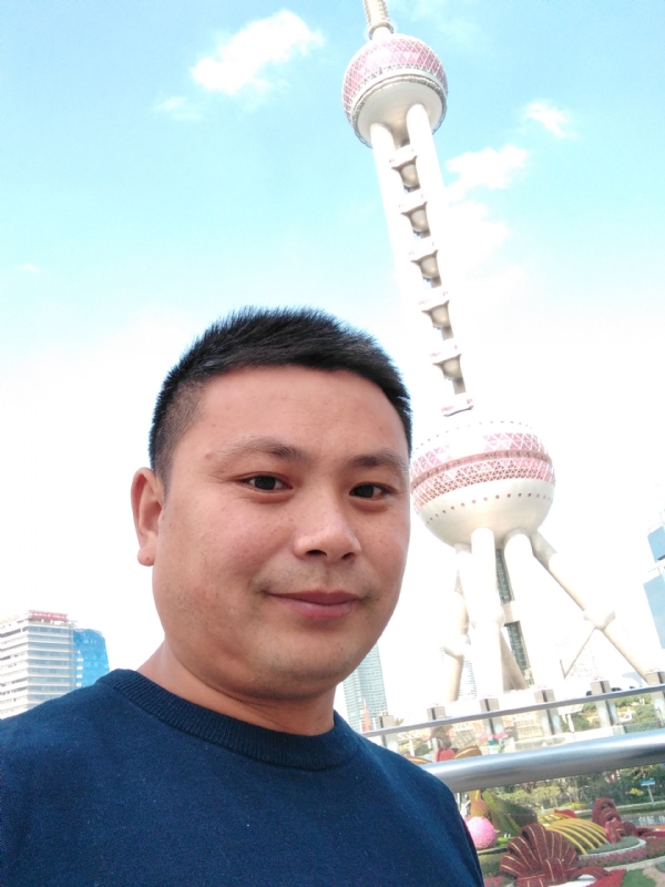 砥砺前行的第一张照片--太原相亲服务中心