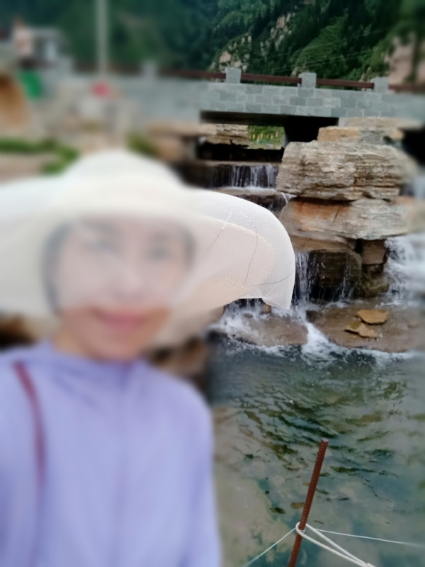 沥秋的第一张照片--太原相亲服务中心
