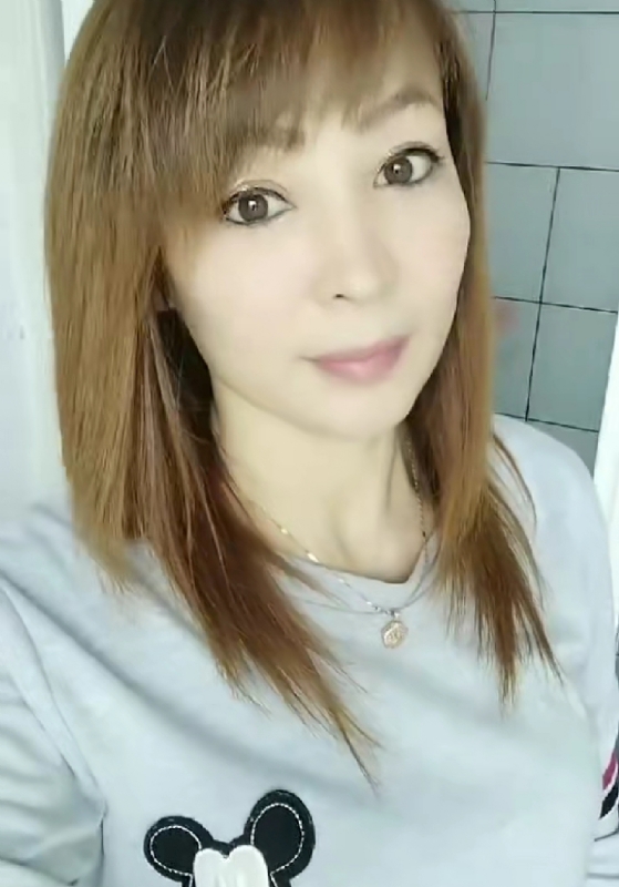 魅力白玲的第一张照片--太原相亲服务中心