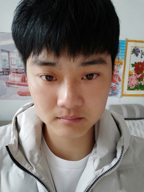 偏丶执的第二张照片--太原相亲服务中心