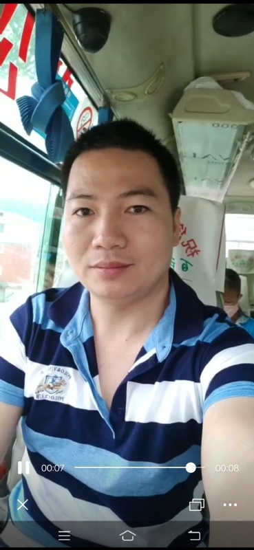恋人未满的第一张照片--太原相亲服务中心