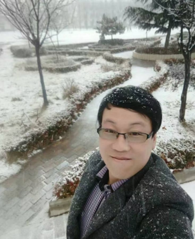 一吻天荒的第二张照片--太原相亲服务中心