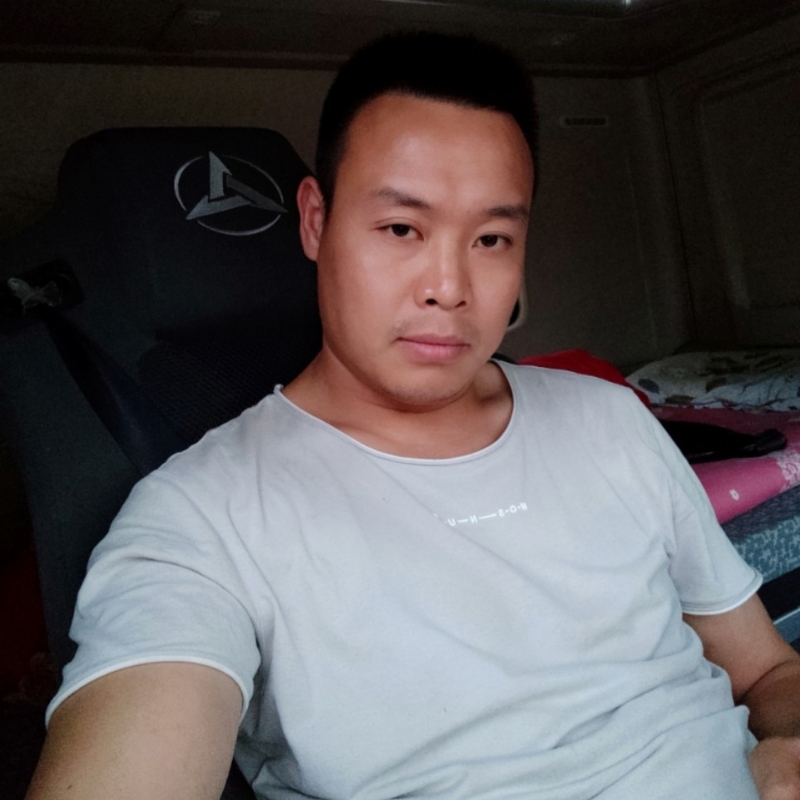 默默的第二张照片--太原相亲服务中心