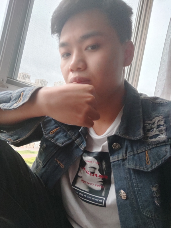 鬼卿的第四张照片--太原相亲服务中心