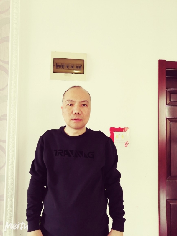 酒香四溢的第四张照片--太原相亲服务中心