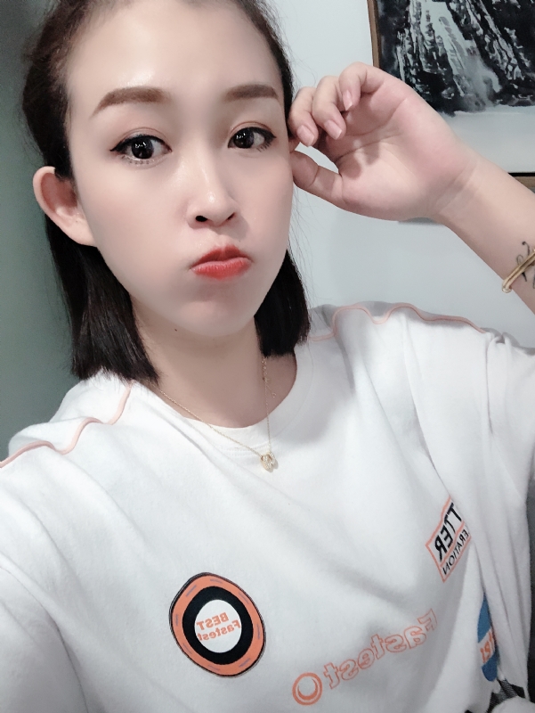 Amy的第三张照片--太原相亲服务中心