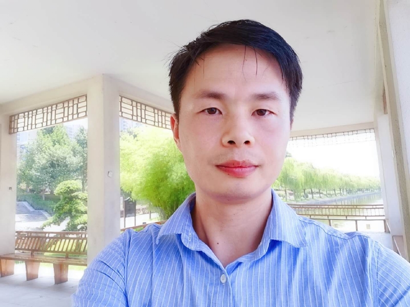 小艾同学的第二张照片--太原相亲服务中心
