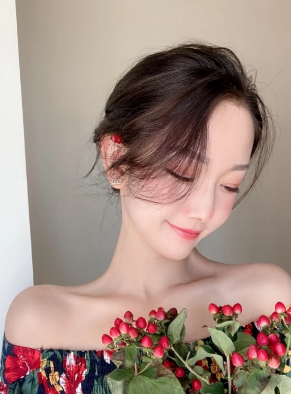 小诗vanessa的第二张照片--太原相亲服务中心