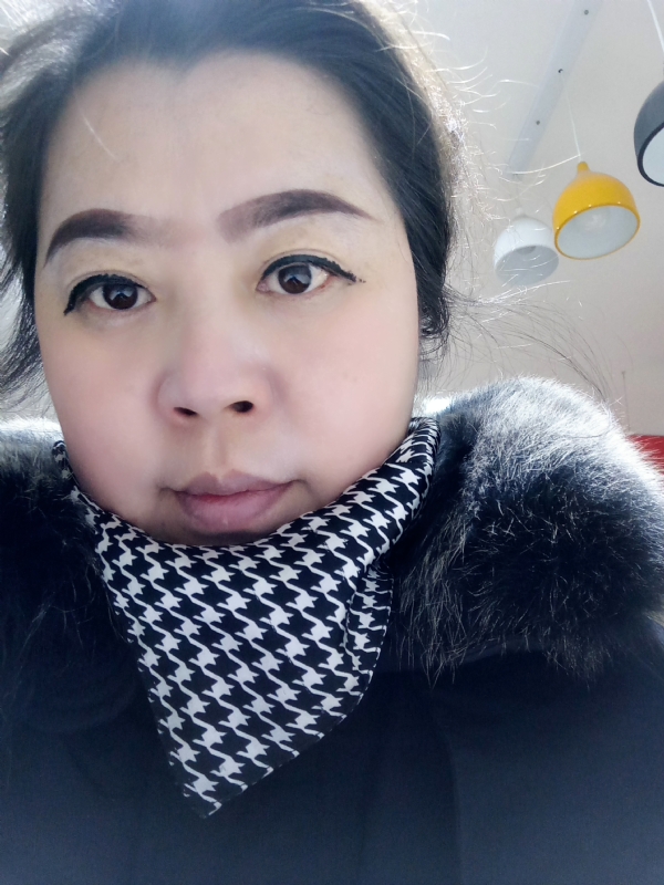 余猪猪的第一张照片--太原相亲服务中心