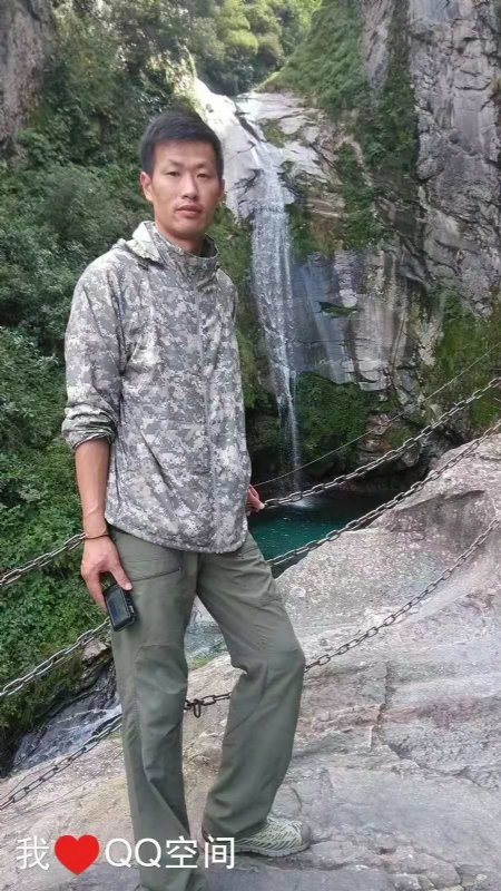 陌颜的第一张照片--太原相亲服务中心