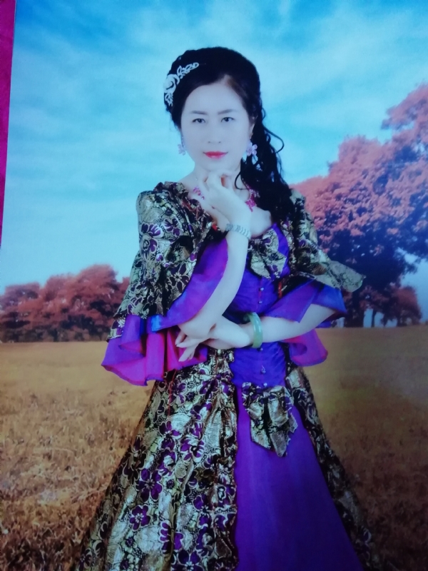 清水芙蓉的第一张照片--太原相亲服务中心