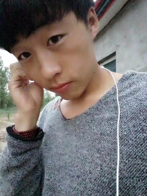 小胡的第一张照片--太原相亲服务中心