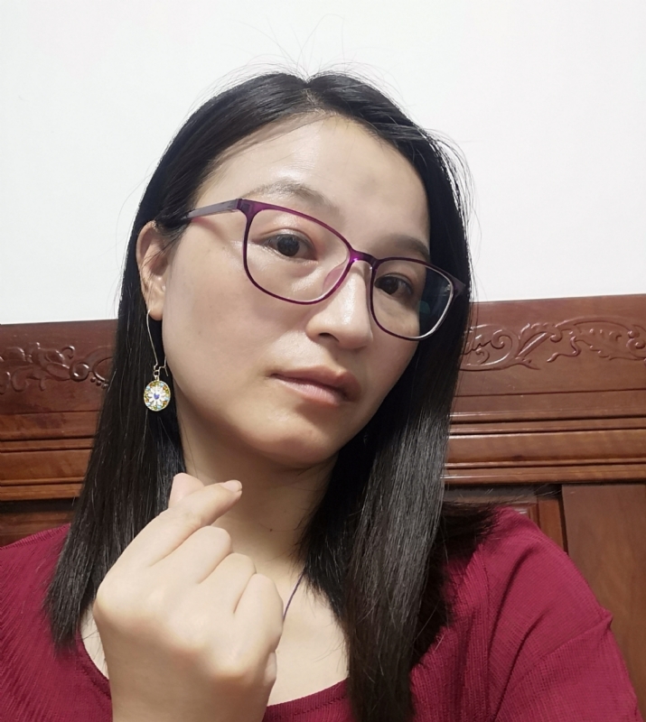 妹叮的第一张照片--太原相亲服务中心
