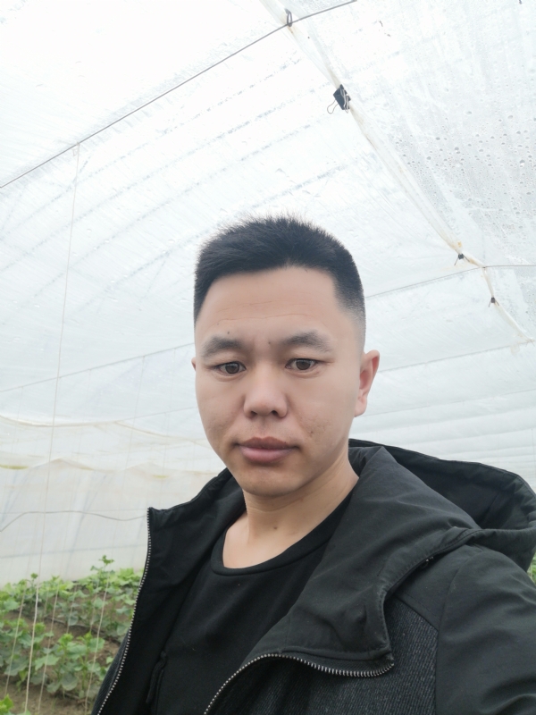 宇成的第一张照片--太原相亲服务中心