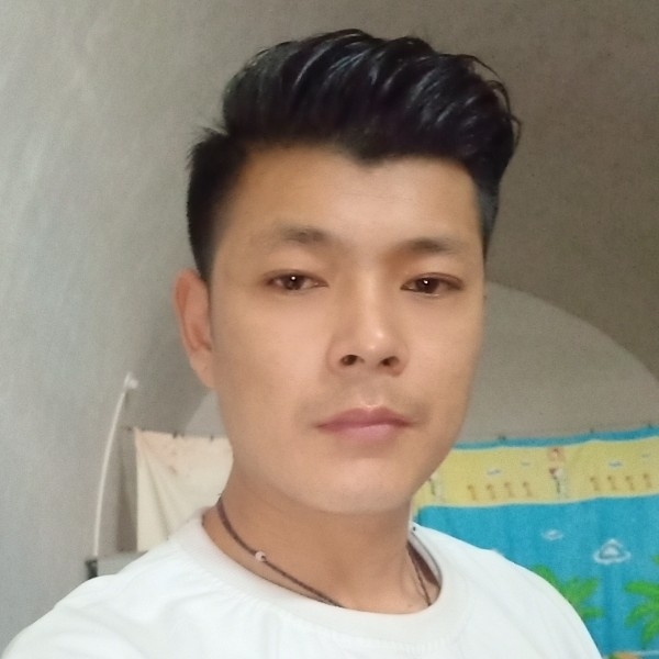 啊锋的第一张照片--太原相亲服务中心