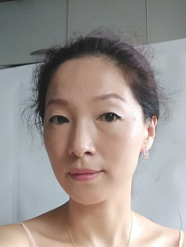 彼岸花的第一张照片--太原相亲服务中心