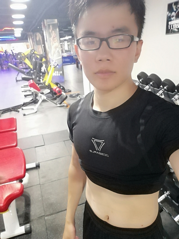 石榴裙下的第一张照片--太原相亲服务中心