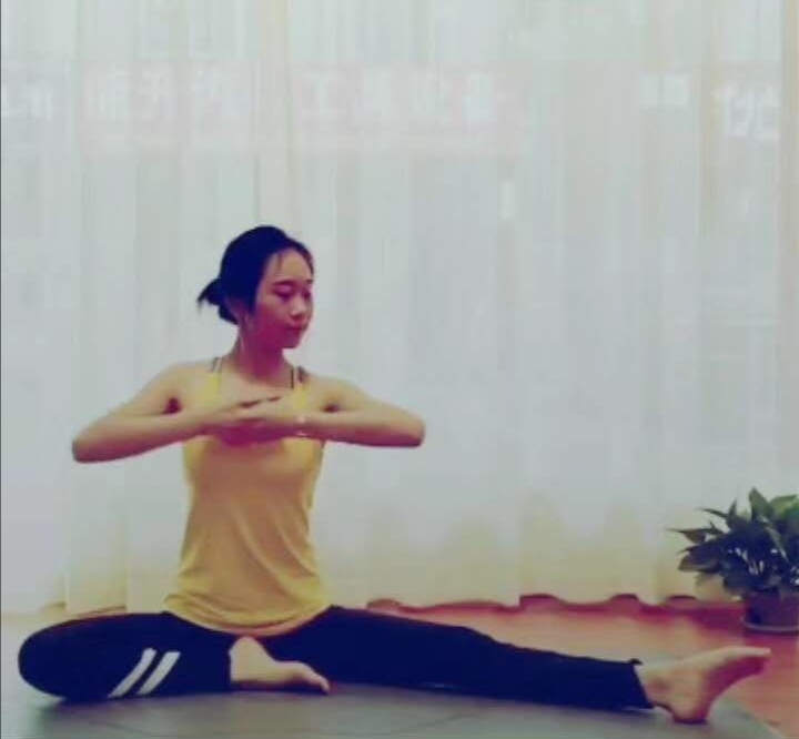 静静子的第一张照片--太原相亲服务中心