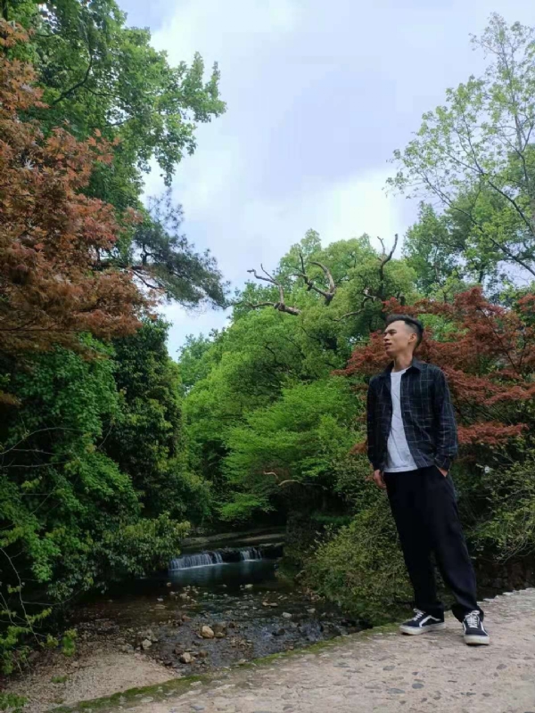 小白的第一张照片--太原相亲服务中心
