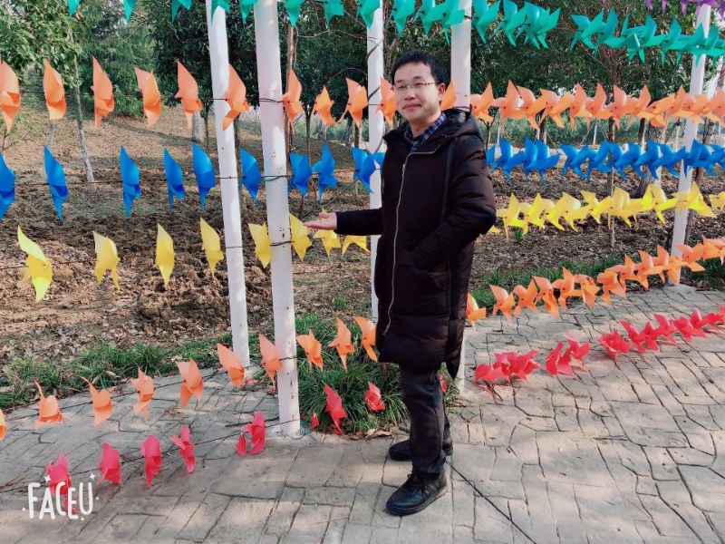 童话里的海的第一张照片--太原相亲服务中心