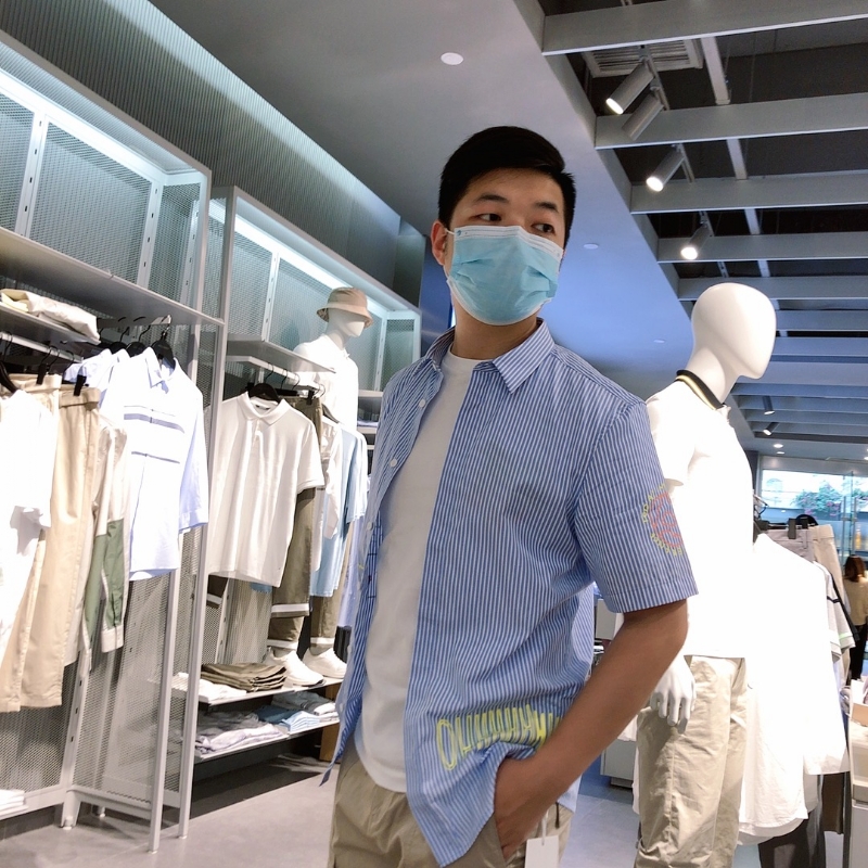 百年孤独的第一张照片--太原相亲服务中心