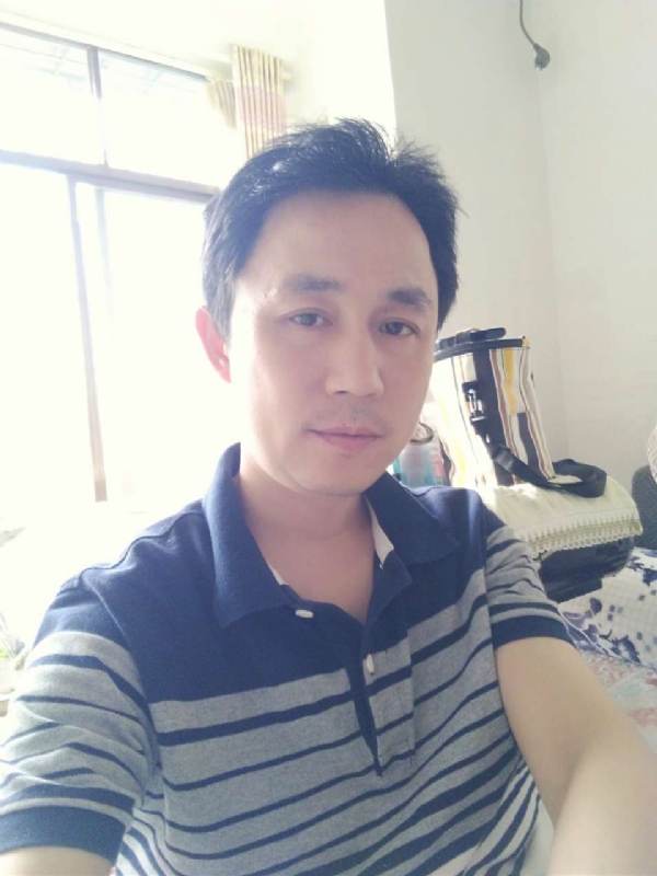 如果爱请深爱的第二张照片--太原相亲服务中心