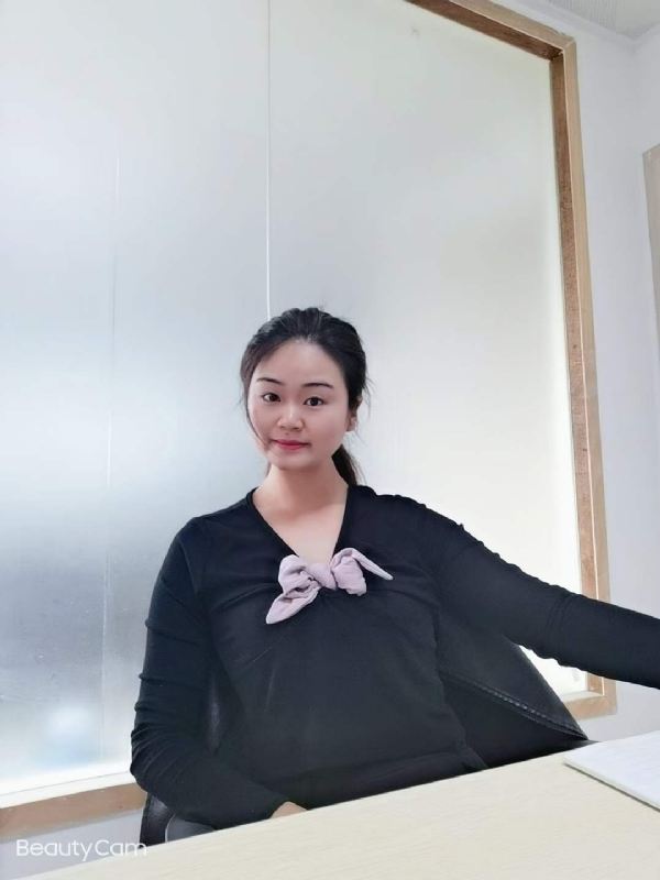 美美在深的第一张照片--太原相亲服务中心