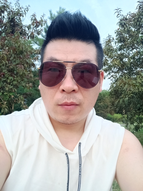 等风来的第二张照片--太原相亲服务中心
