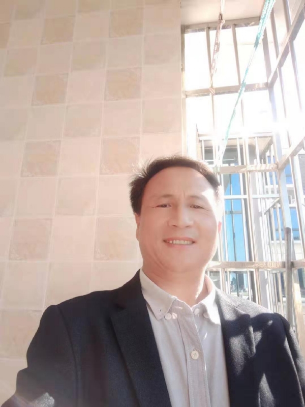 平平安安的第一张照片--太原相亲服务中心