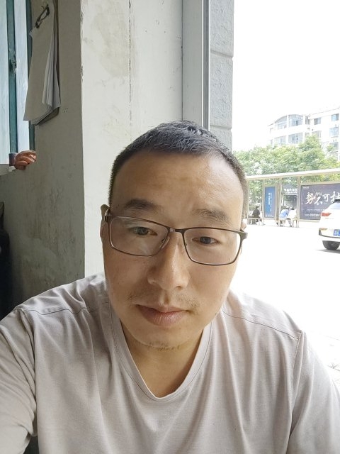 转身的距离的第一张照片--太原相亲服务中心