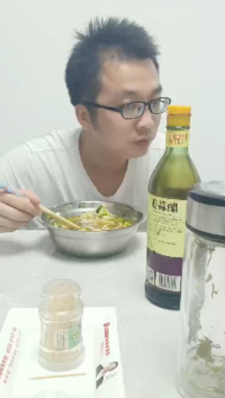 超超的第一张照片--太原相亲服务中心