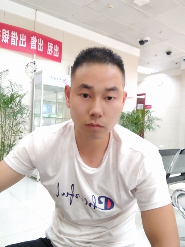 小少的第二张照片--太原相亲服务中心