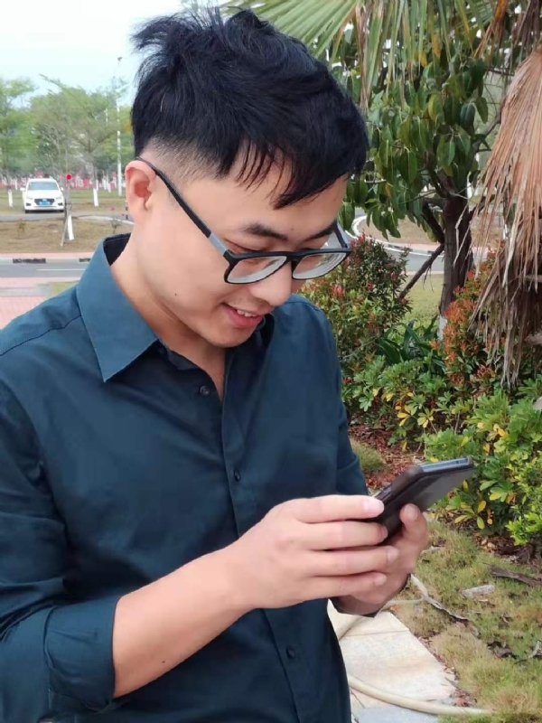 鼠王子的第一张照片--太原相亲服务中心