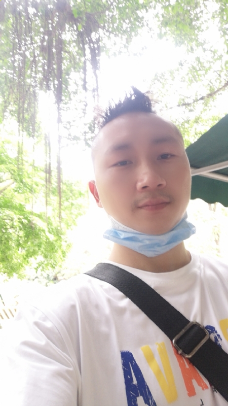 守望幸福的第一张照片--太原相亲服务中心