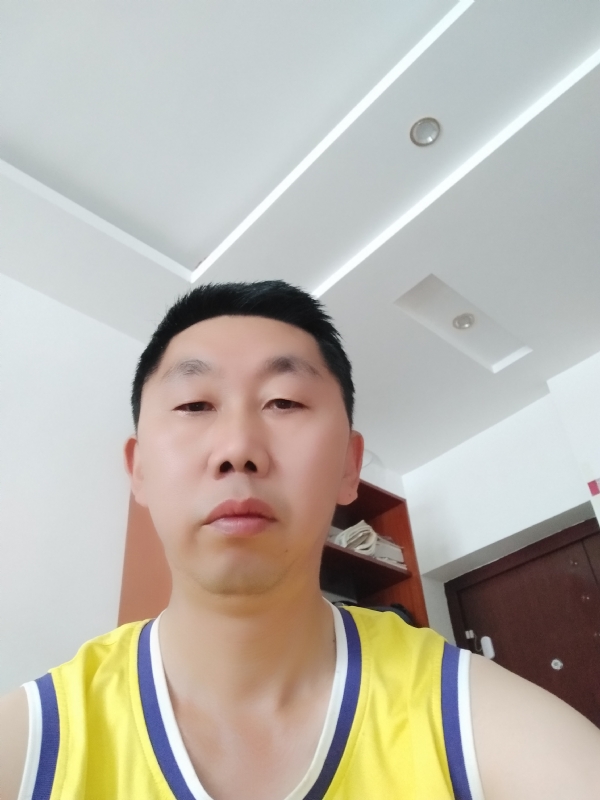 写尽半生纸上酸的第一张照片--太原相亲服务中心