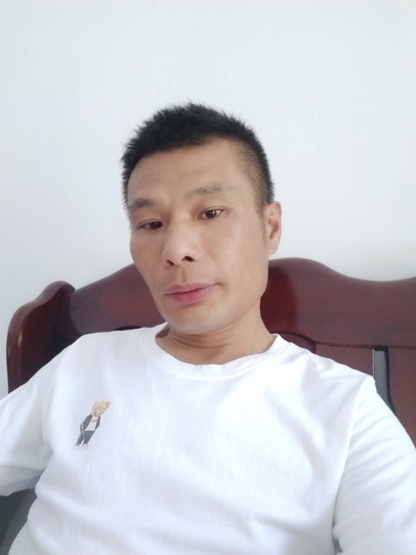 年少轻狂的第一张照片--太原相亲服务中心