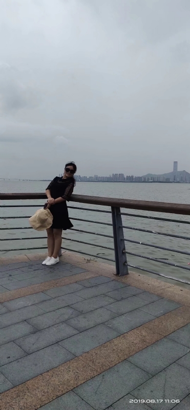 清秋的第一张照片--太原相亲服务中心