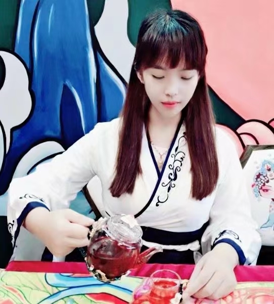 小玉的第一张照片--太原相亲服务中心
